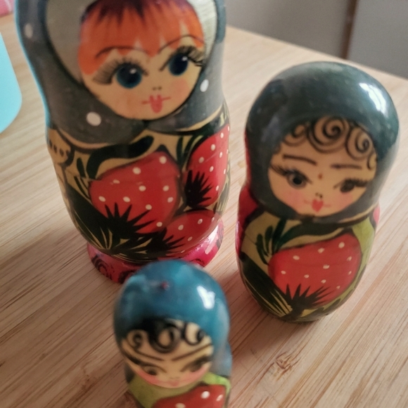 Other - Russian nest dolls